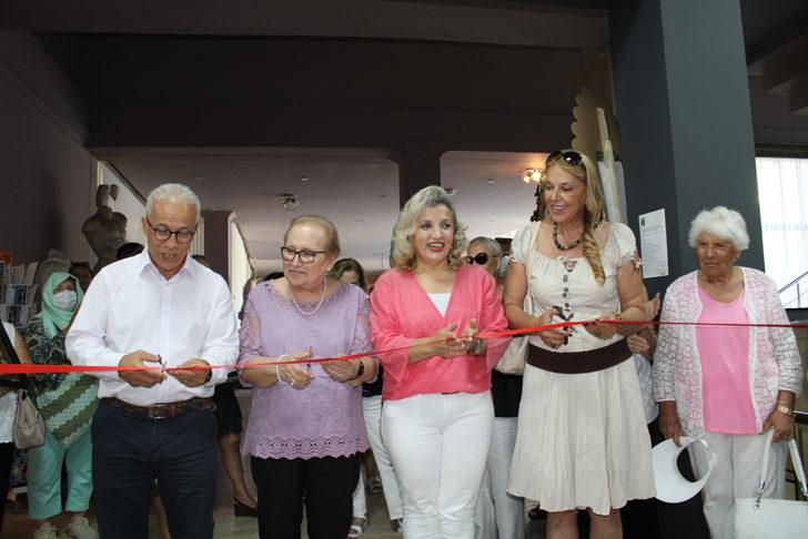 Hayalini 70'inci yaşına özel açtığı sergiyle gerçekleştirdi G2