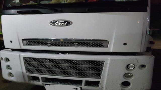 Yayaya çarparak ölümüne neden olan sürücüyü kırık far parçaları ele verdi