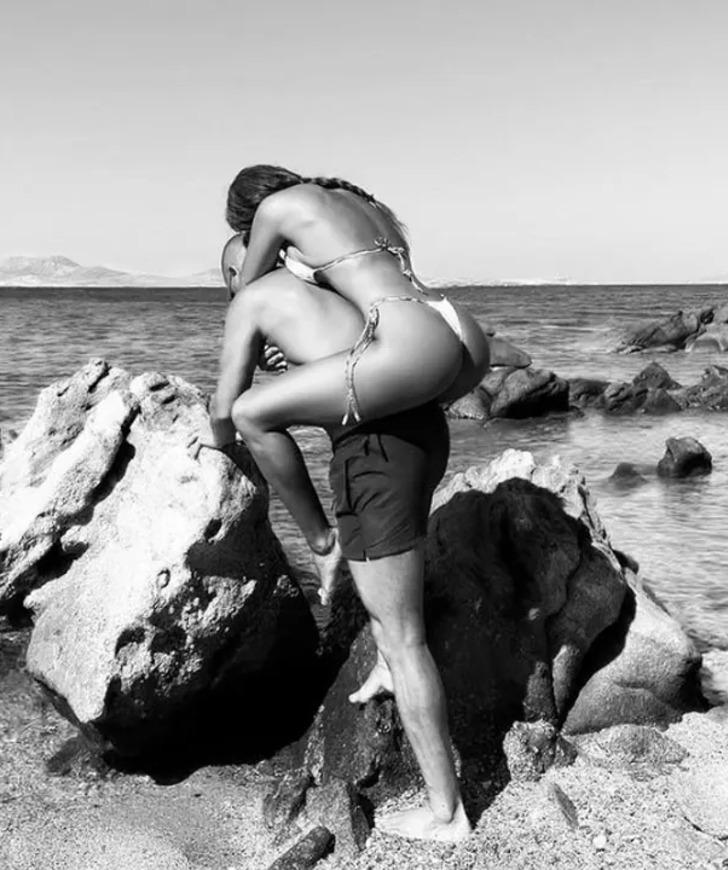 Yunan adalarında tatil yapan Eda Taşpınar'dan dikkat çeken paylaşımlar G5