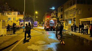 Hatay'da kozmetik malzeme deposu olarak kullanılan evde yangın çıktı