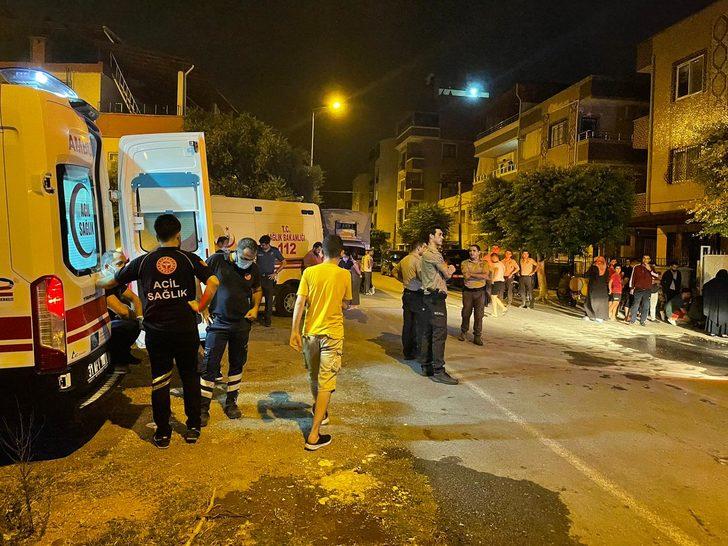 Hatay'da kozmetik malzeme deposu olarak kullanılan evde yangın çıktı G2