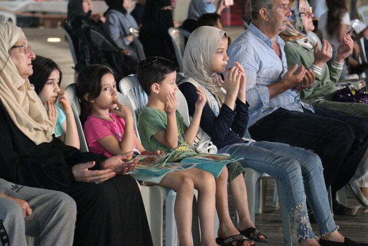 Marmara Depremi'nde hayatını kaybedenler Sakarya'da anıldı G4