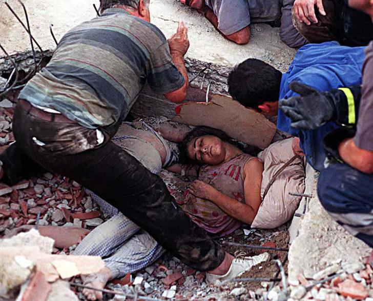 17 Ağustos 1999 depreminde kaç kişi öldü? 17 Ağustos depremi kaç şiddetinde oldu, 1999 depremi kaç saniye sürdü? Asrın felaketinin 23. yılı! G1