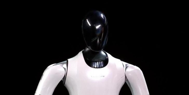 Xiaomi'nin ilk insansı robotu görücüye çıktı! Ona "CyberOne" diyorlar: İnsan duygularını algılayabiliyor G2