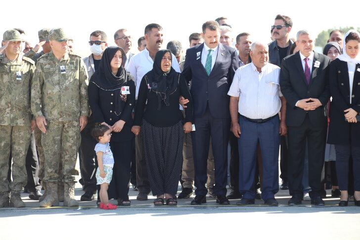 Şehit Uzman Çavuş Uğurcan Cirnooğlu'nun naaşı memleketi Kilis'e uğurlandı G4