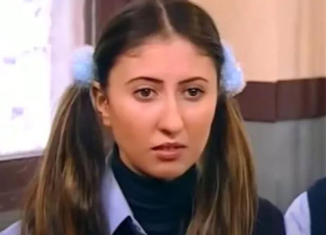 Hayat Bilgisi'nin Kikirik'i estetik harikası oldu! &Ccedil;isil Oral'ın g&uuml;zelliği hayran bıraktı