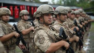 Komandolar Türk bayrakları ve dualarla Ordu'dan Suriye'ye uğurlandı