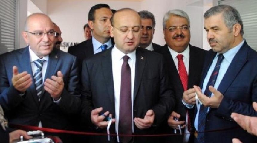 Akdoğan: AK Parti, istikrarın, güvenin ve umudun adıdır