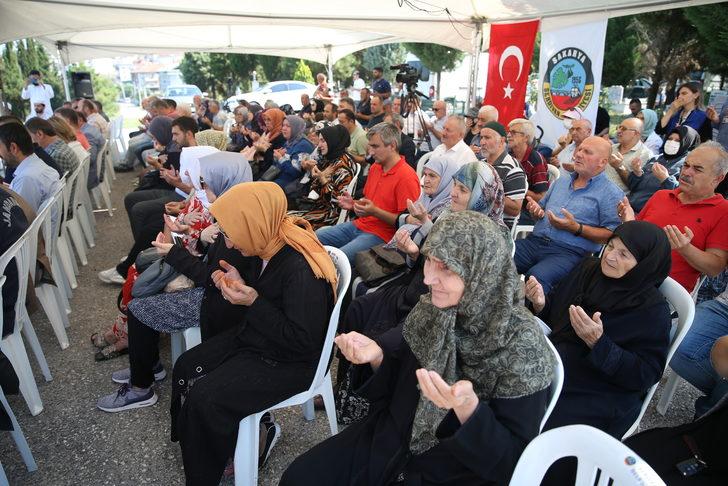 Sakarya'da depremde hayatını kaybedenler anıldı G2