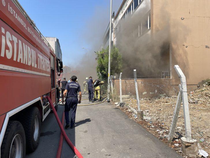 Ümraniye'de mobilya atölyesinde çıkan yangın söndürüldü G1