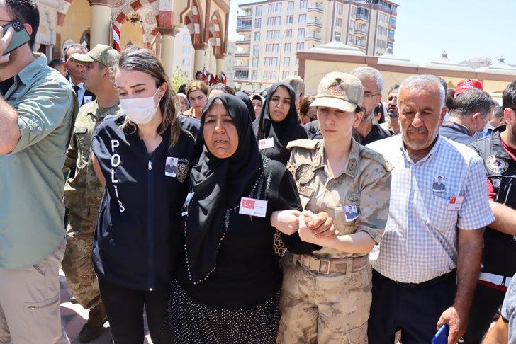Şehit Topçu Uzman Çavuş Cirnooğlu, Kilis'te son yolculuğuna uğurlandı G2
