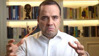 Özgür Demirtaş küplere bindi: Artık cahile kibarlık yok! Bilginizle hamam böceğinin üstüne bastığınız gibi...