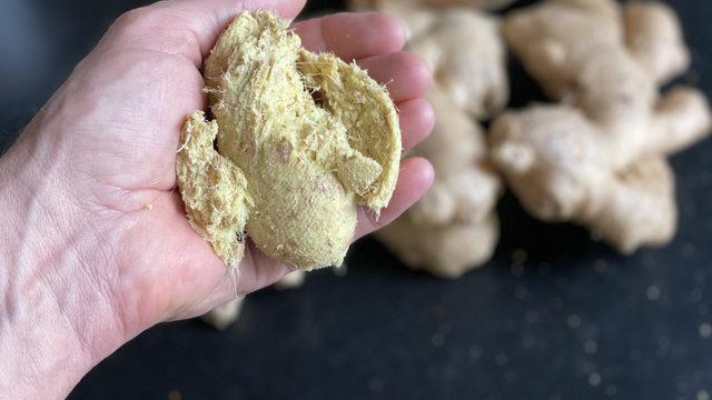 Antikanser, antienflamatuar, antioksidan ve hipolipidemik etki yaratır! Zerdeçal hangi hastalıklara iyi gelir?