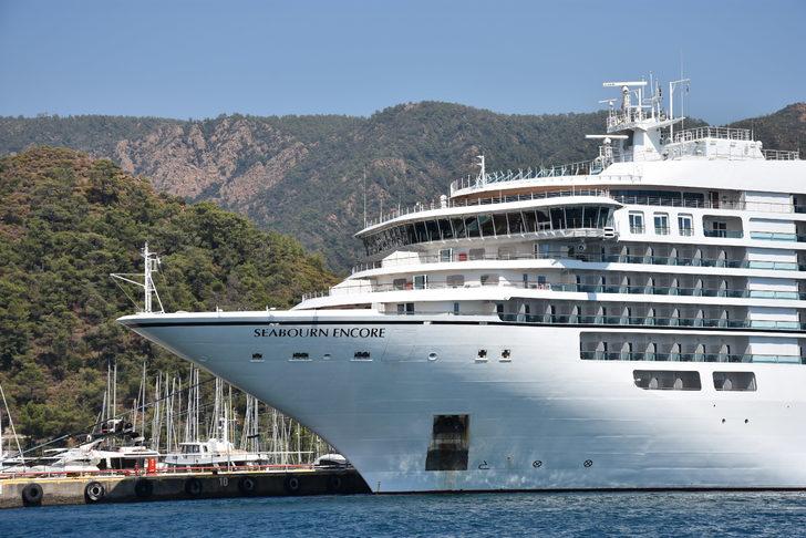 Bahama bandıralı kruvaziyer Seabourn Encore Marmaris'e yanaştırıldı G4