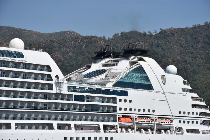 Bahama bandıralı kruvaziyer Seabourn Encore Marmaris'e yanaştırıldı G5