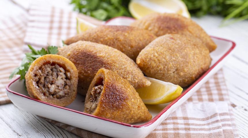 İçli köfte nasıl yapılır? İçli köfte malzemeleri neler?