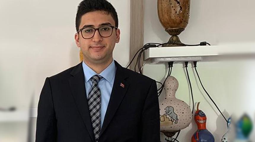 Türkiye Cumhuriyeti tarihinde bir ilk!  Türkiye Ermeni toplumundan Berk Acar kaymakam olarak atandı 