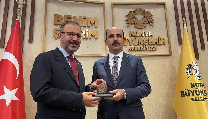 Bakan Kasapoğlu, İslami Dayanışma Oyunları'nda Türk sporcuların başarısını değerlendirdi: G1