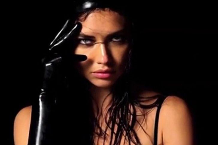 14 Şubat için özel pozlar G2