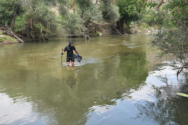 Sinop'ta aracı yanmış halde bulunan kadın için arama çalışması başlatıldı G4