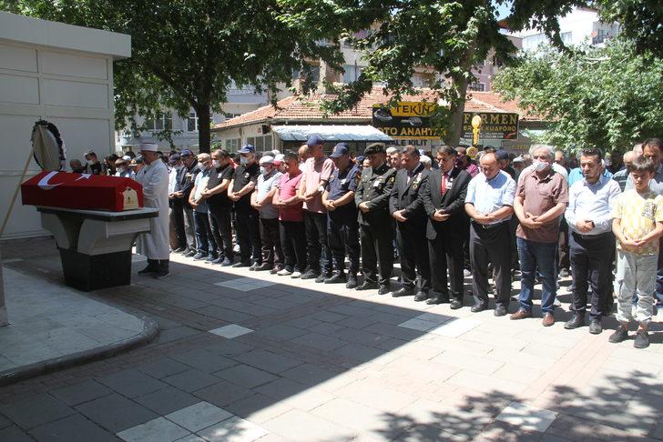 Kore gazisi Mustafa Usta'nın cenazesi Konya'da toprağa verildi G4
