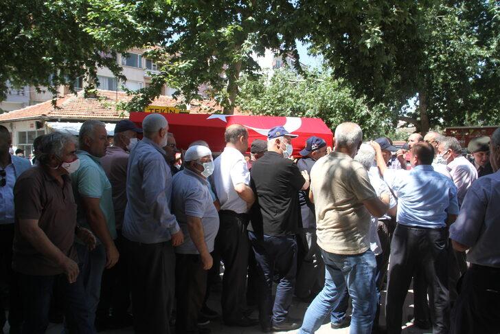 Kore gazisi Mustafa Usta'nın cenazesi Konya'da toprağa verildi G5