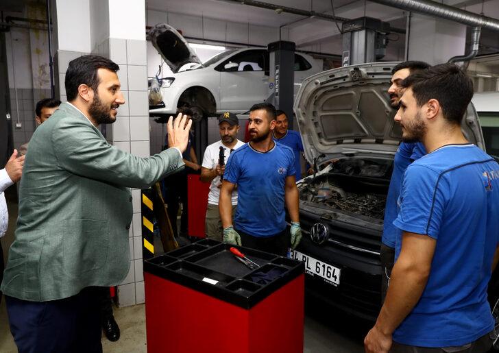 AK Parti İstanbul'un "Yüz Yüze 100 Gün" projesi Ataşehir'de devam etti G3