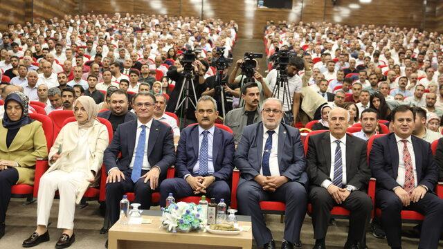 Milli Eğitim Bakanı Özer, Van'da 2022-2023 Eğitim-Öğretim Yılı Hazırlık Toplantısına katıldı: