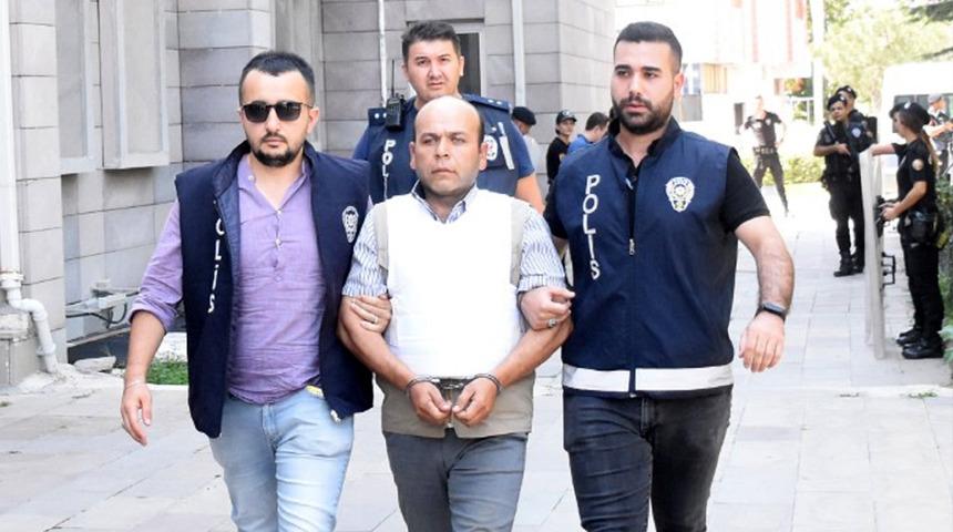 Kan donduran cinayetin sebebi belli oldu! Eşini ve bir kişiyi katledip "İntikam benim işim" paylaşımı yapmıştı