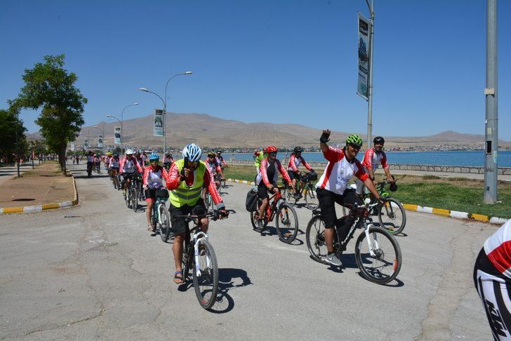 "4. Van Denizi Bisiklet Festivali" katılımcıları Bitlis'e ulaştı G3