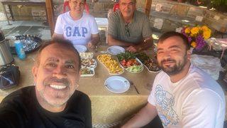 Haluk Levent yardımsever aileyle buluştu! O anları paylaştı