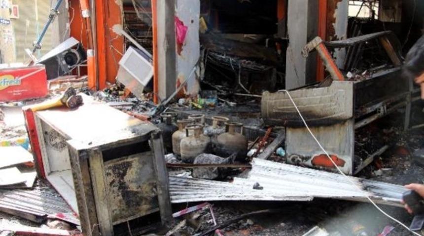 Nusaybin'de patlamanın olduğu market bu hale geldi