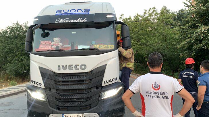 Kamyon sürücüsünün yaptığı hareket şoke etti! Aracıyla yolun ortasında 2 saat boyunca... G3