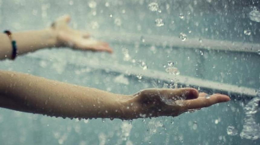 Yurt geneli yağışlı, sıcaklık 8 derece d&uuml;ş&uuml;yor