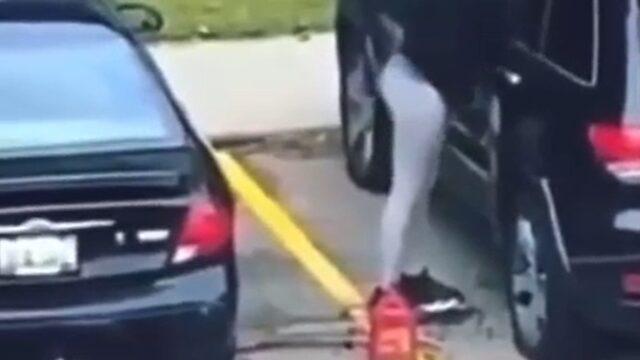 İntikam planı başına bela oldu! Eski sevgilisinin arabasını yakmak isterken kendisini yaktı