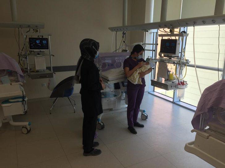 GÜNCELLEME - Konya'da sokakta yeni doğmuş bebek bulundu G3