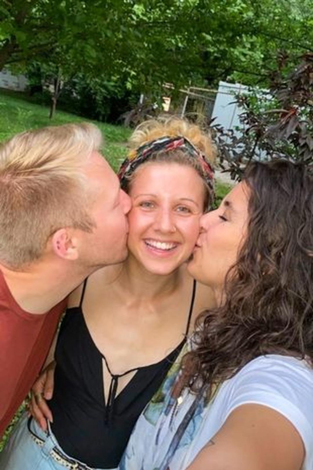 &Ccedil;ok eşli ilişki yaşayan &ccedil;iftin itirafı sosyal medyada g&uuml;ndem oldu! &ldquo;Cinsellik s&ouml;zleşmesi imzaladık&rdquo;