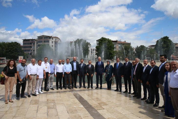 AK Parti Genel Başkanvekili Kurtulmuş, Tokat'ta basın toplantısı düzenledi: G4