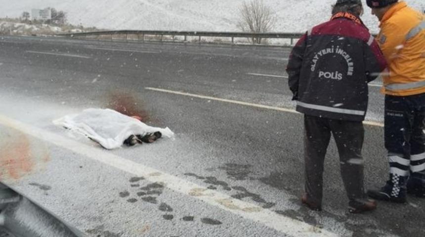 Öldürüp yola attılar