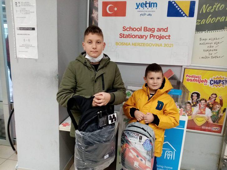 Yetim Vakfından 24 ülkeye kırtasiye desteği G4