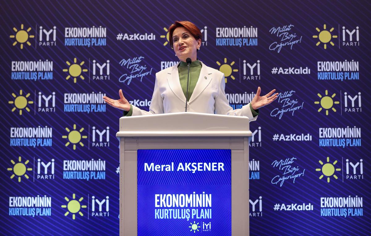 İYİ Parti Genel Başkanı Akşener, "Ekonominin Kurtuluş Planı" toplantısına katıldı: