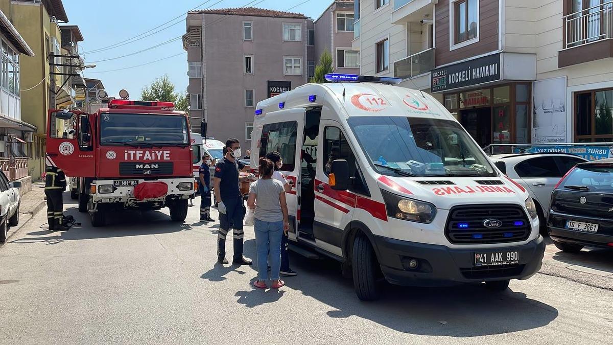 Kocaeli'de hamamda fenalaşan 7 kadın zehirlenme ş&uuml;phesiyle hastaneye kaldırıldı
