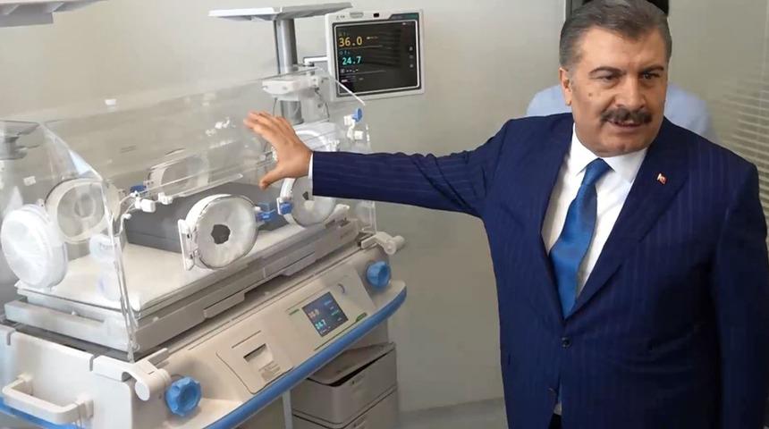 Bakan Koca'dan Etlik Şehir Hastanesi'ne ziyaret! "M&uuml;jdesini Cumhurbaşkanımız vermişti"