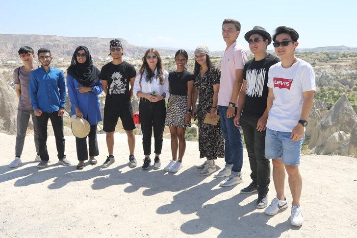 Yaz stajı için Türkiye'ye gelen yabancı öğrenciler Kapadokya'yı gezdi G2