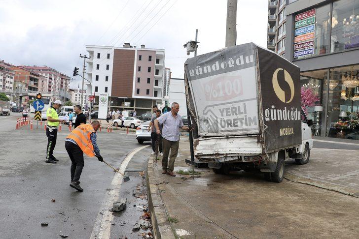 Trabzon'da yolcu otobüsünün neden olduğu kazada 5 kişi yaralandı G2