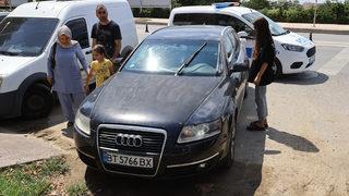 Edirne'de Ukraynalı çiftin araçta bıraktığı köpek havasızlıktan telef oldu