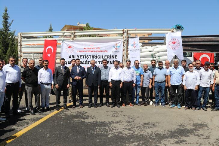 Batman'da 396 arıcıya 67 ton şeker dağıtıldı G3