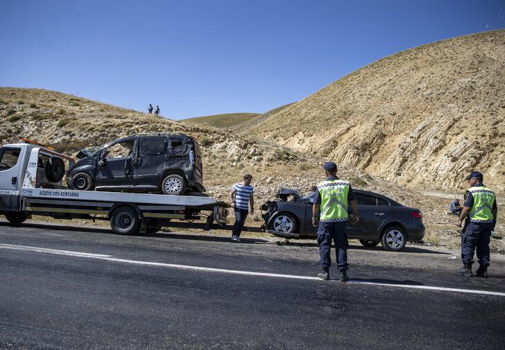 Erzurum'da iki aracın çarpıştığı kazada 1 kişi öldü, 3 kişi yaralandı G4