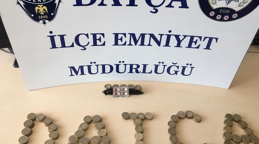 Muğla'da plajda parayla çalışan duş aletinden hırsızlık yapan 3 kişi yakalandı