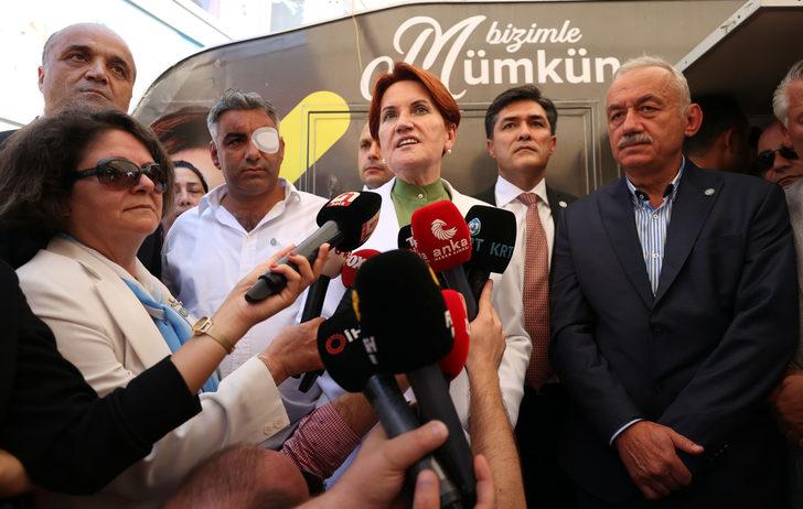 İYİ Parti Genel Başkanı Akşener, Esenyurt'ta saldırıya uğrayan parti karavanını ziyaret etti G2